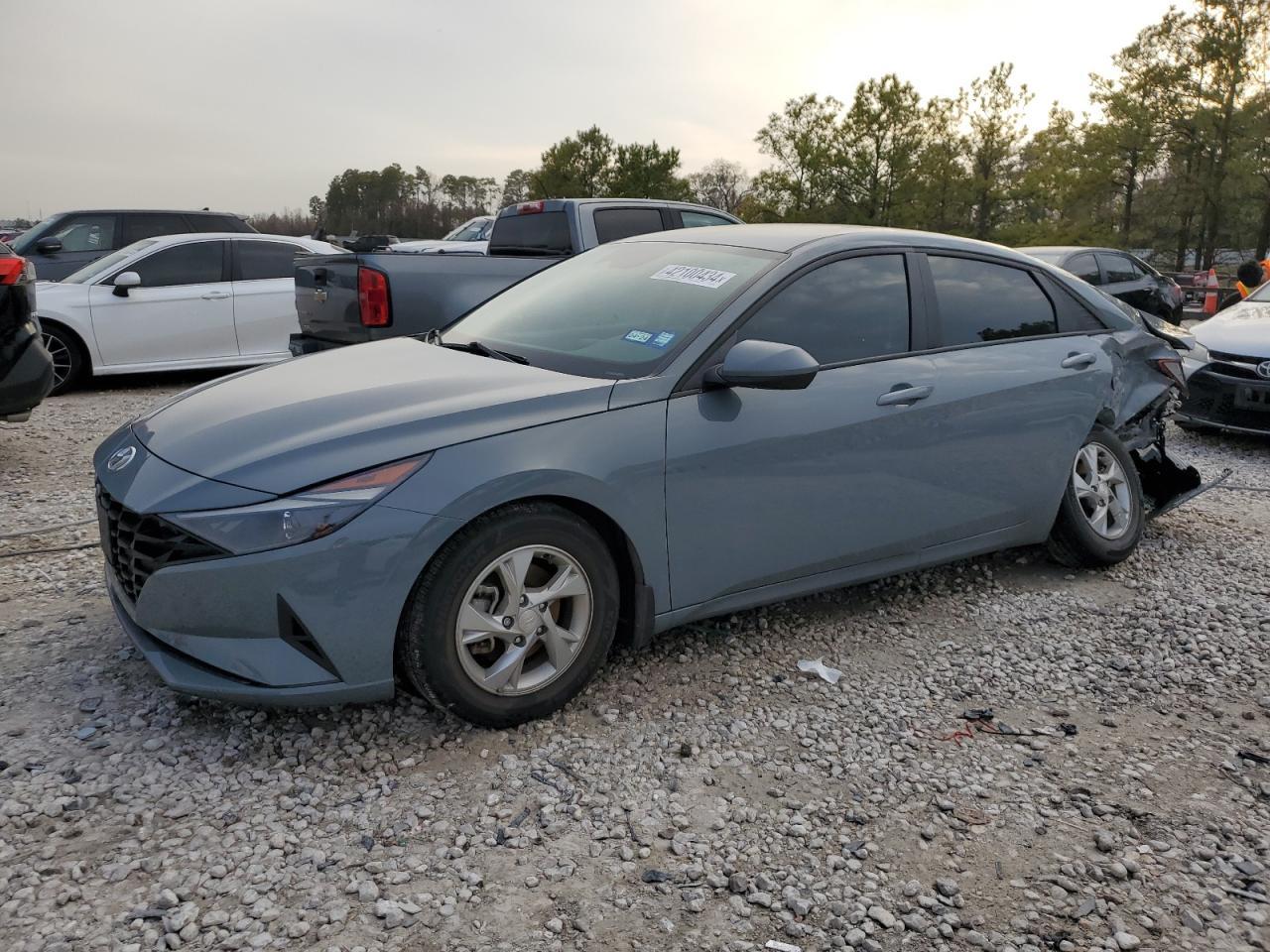 2022 HYUNDAI ELANTRA SE