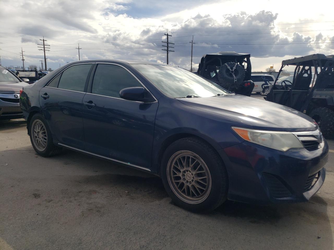 2014 TOYOTA CAMRY L - Image 4