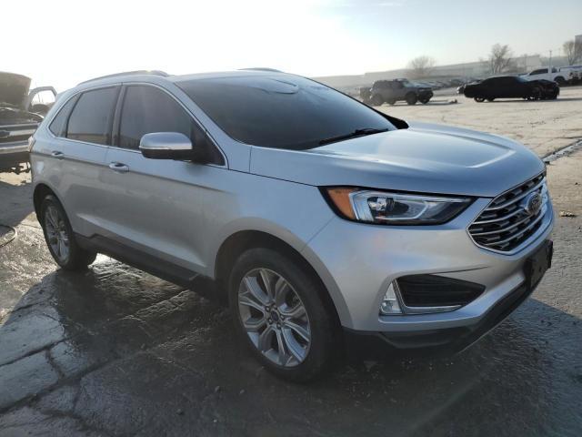 2019 Ford Edge Titanium - Image 4