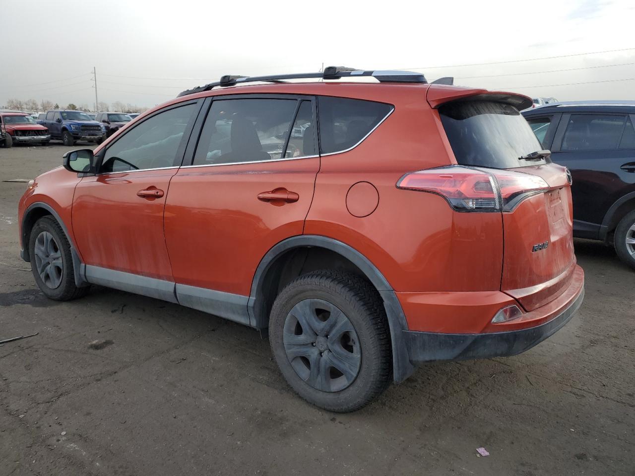 2016 TOYOTA RAV4 LE - Image 2