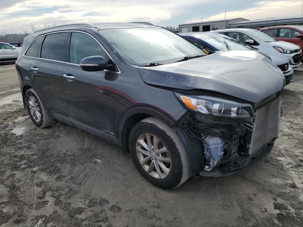 2016 KIA SORENTO LX - Image 4