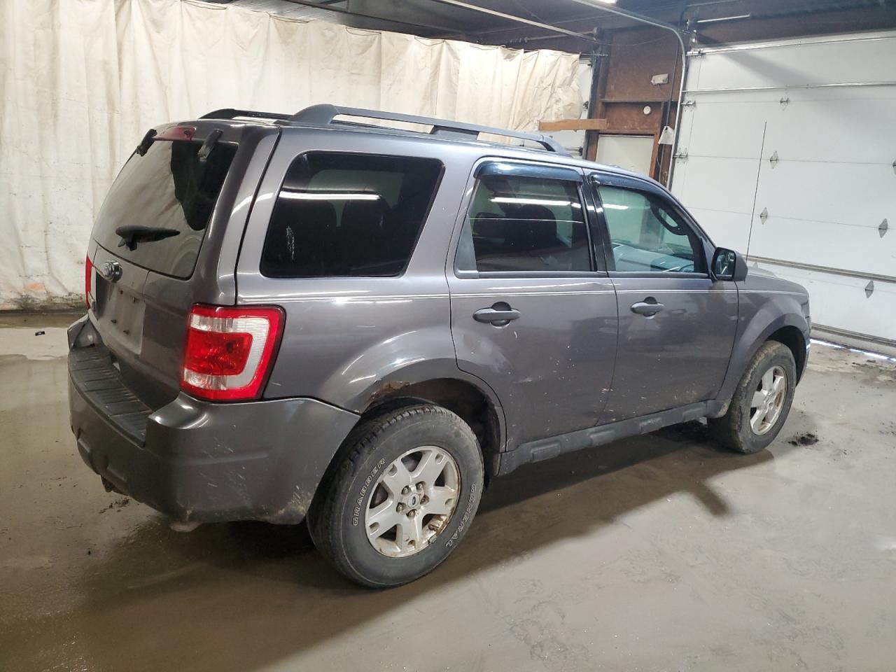 2010 FORD ESCAPE XLT - Фото 3