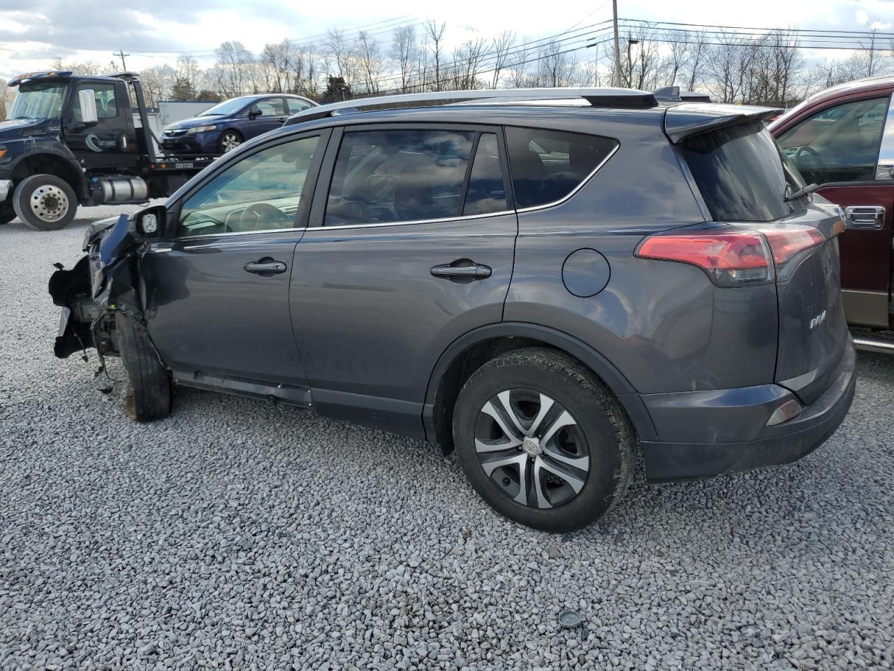 2017 TOYOTA RAV4 LE - Image 2