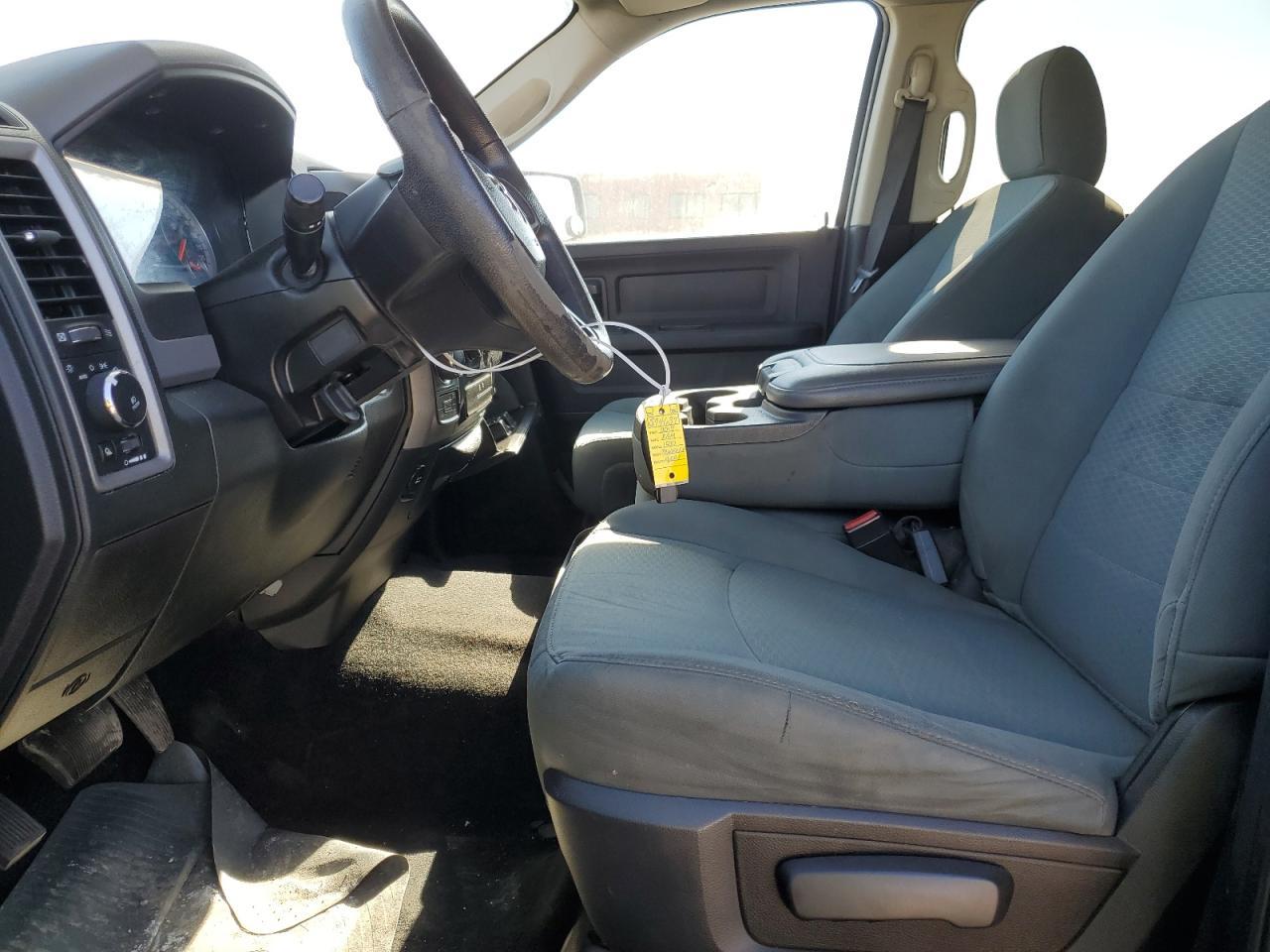 2017 RAM 1500 ST - Image 7