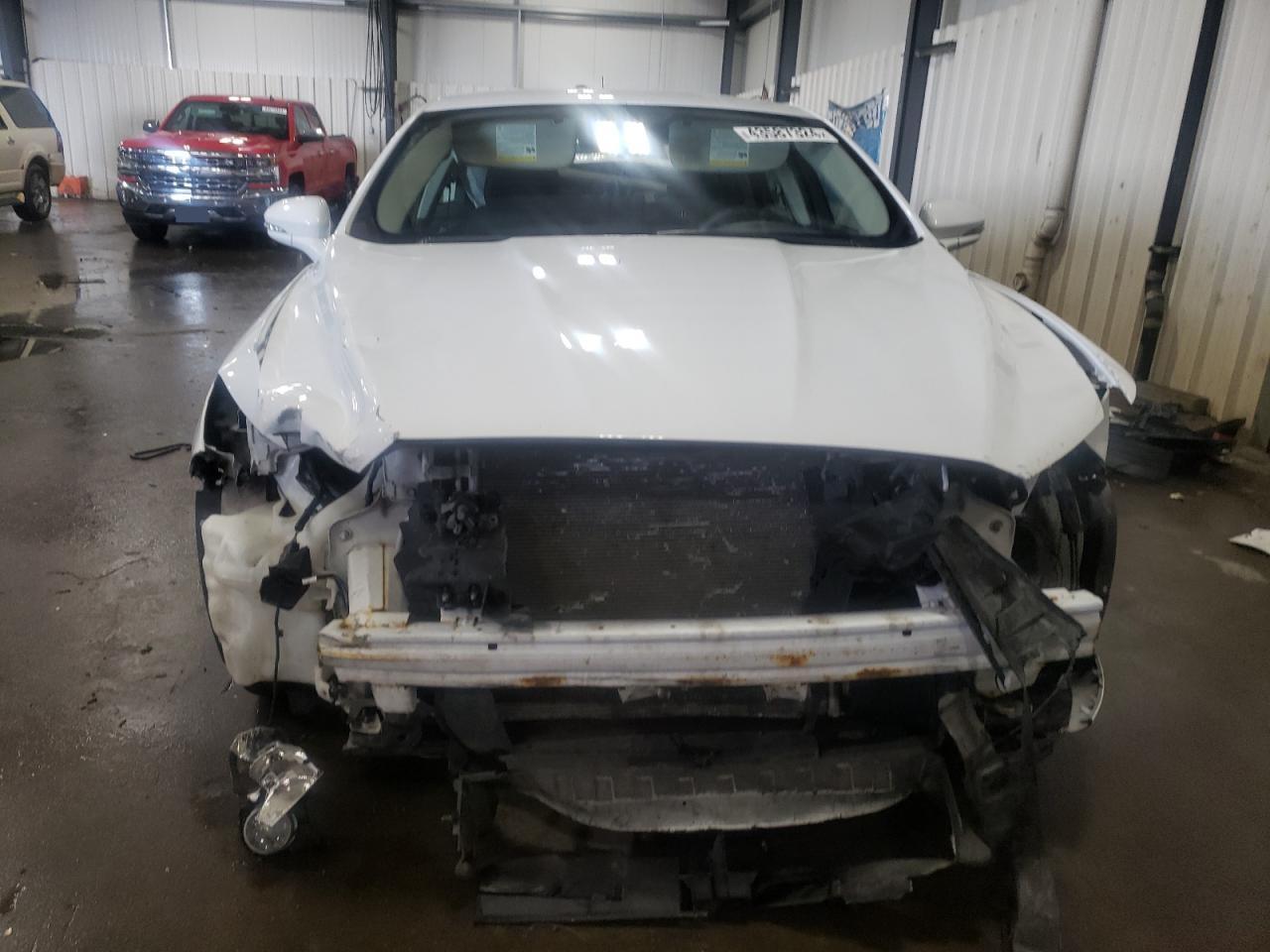 2014 FORD FUSION SE - Image 5