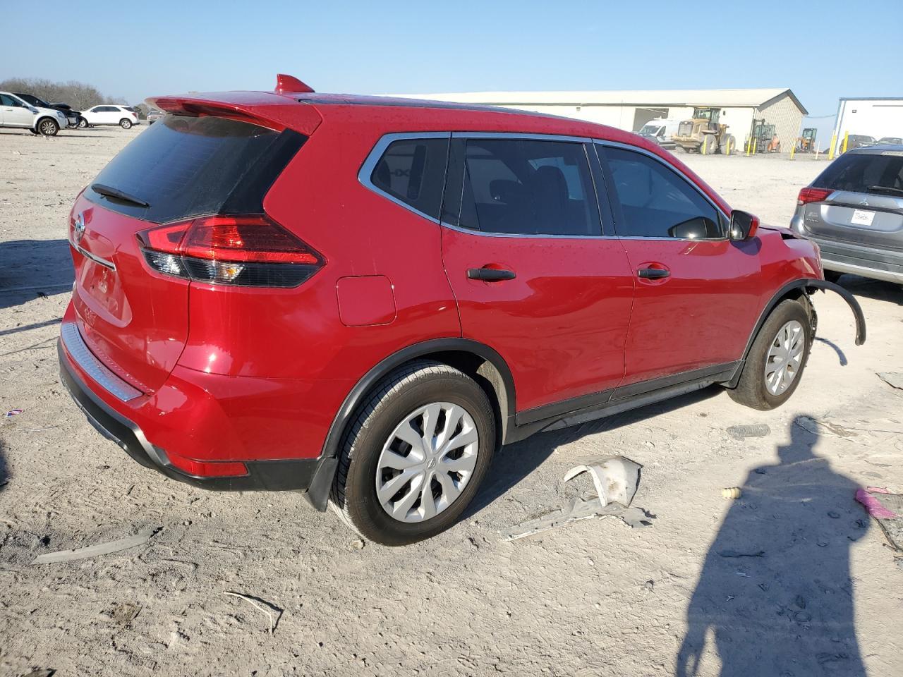 2017 NISSAN ROGUE S - Фото 3