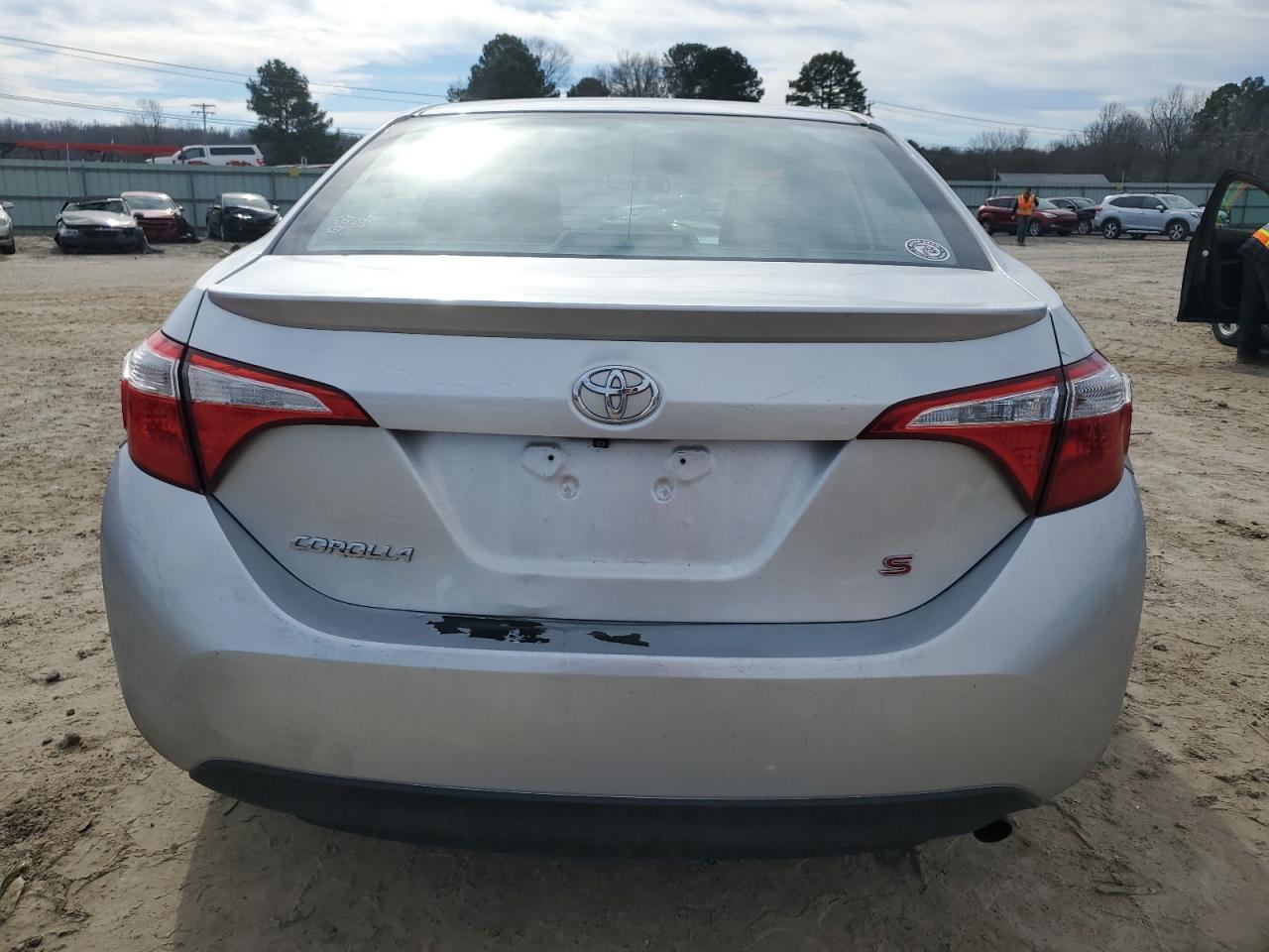 2015 TOYOTA COROLLA L - Image 6