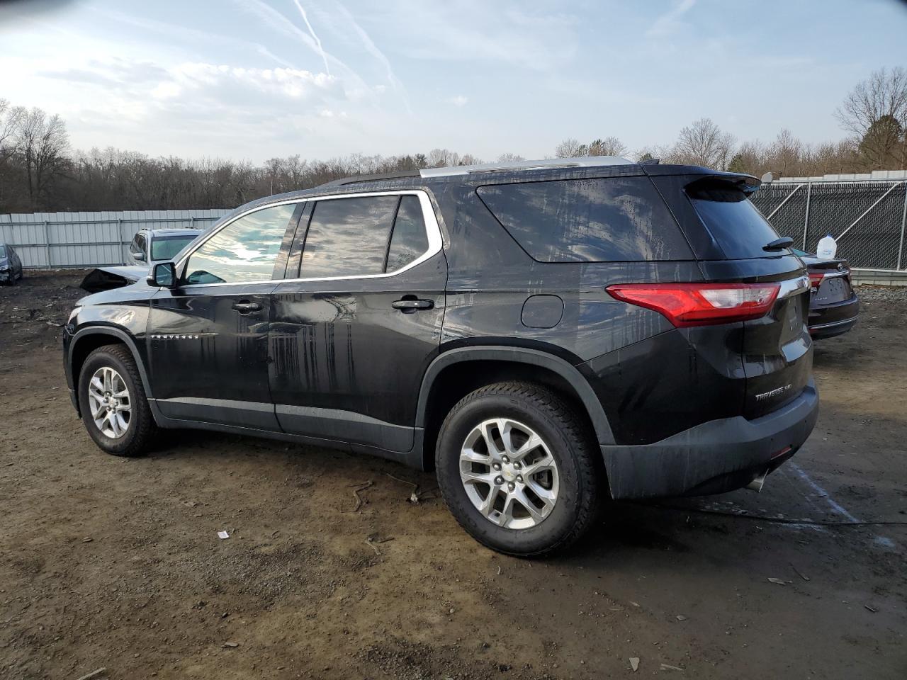 2018 CHEVROLET TRAVERSE L - Фото 2