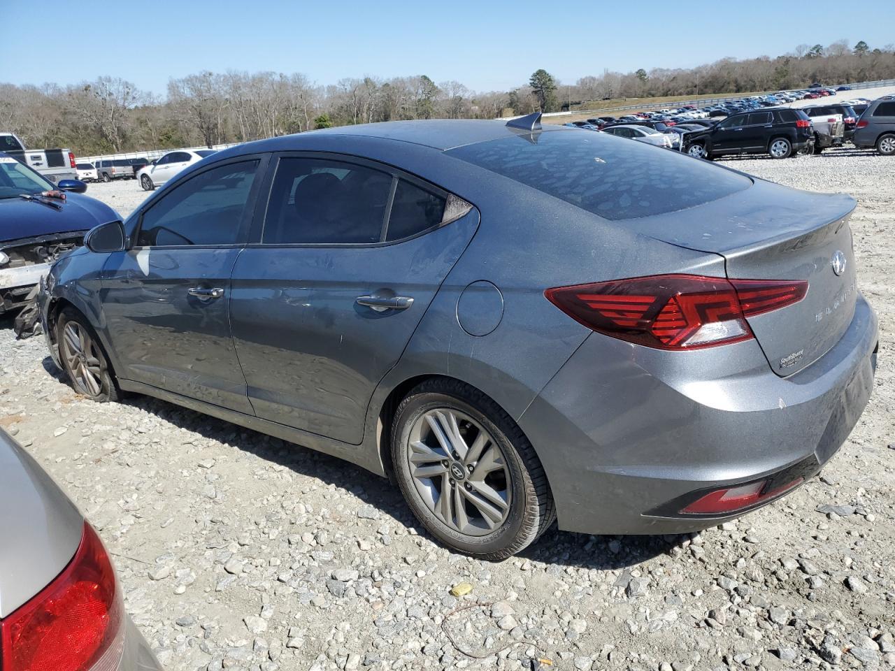 2019 HYUNDAI ELANTRA SE - Фото 2