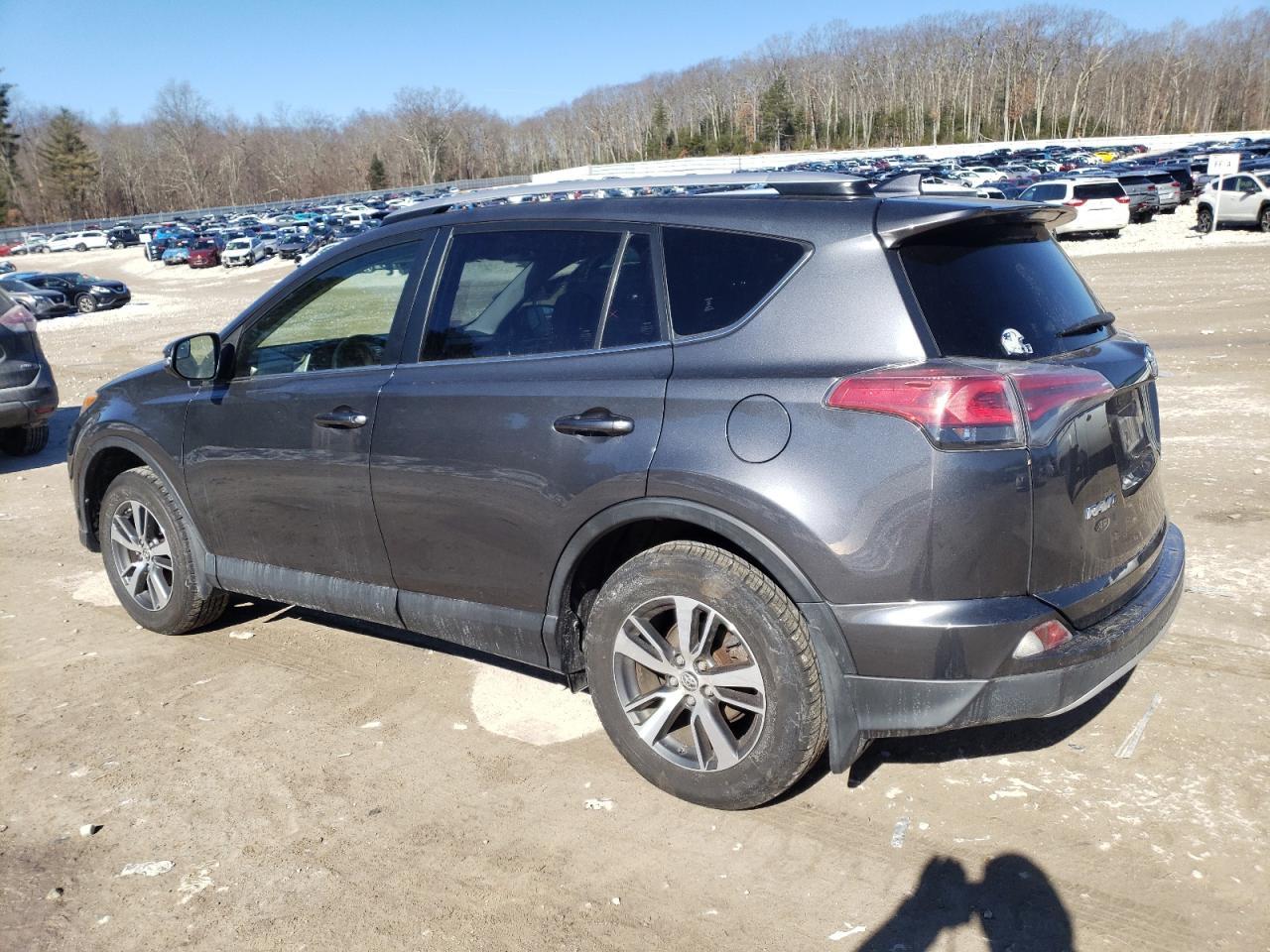 2016 TOYOTA RAV4 XLE - Фото 2