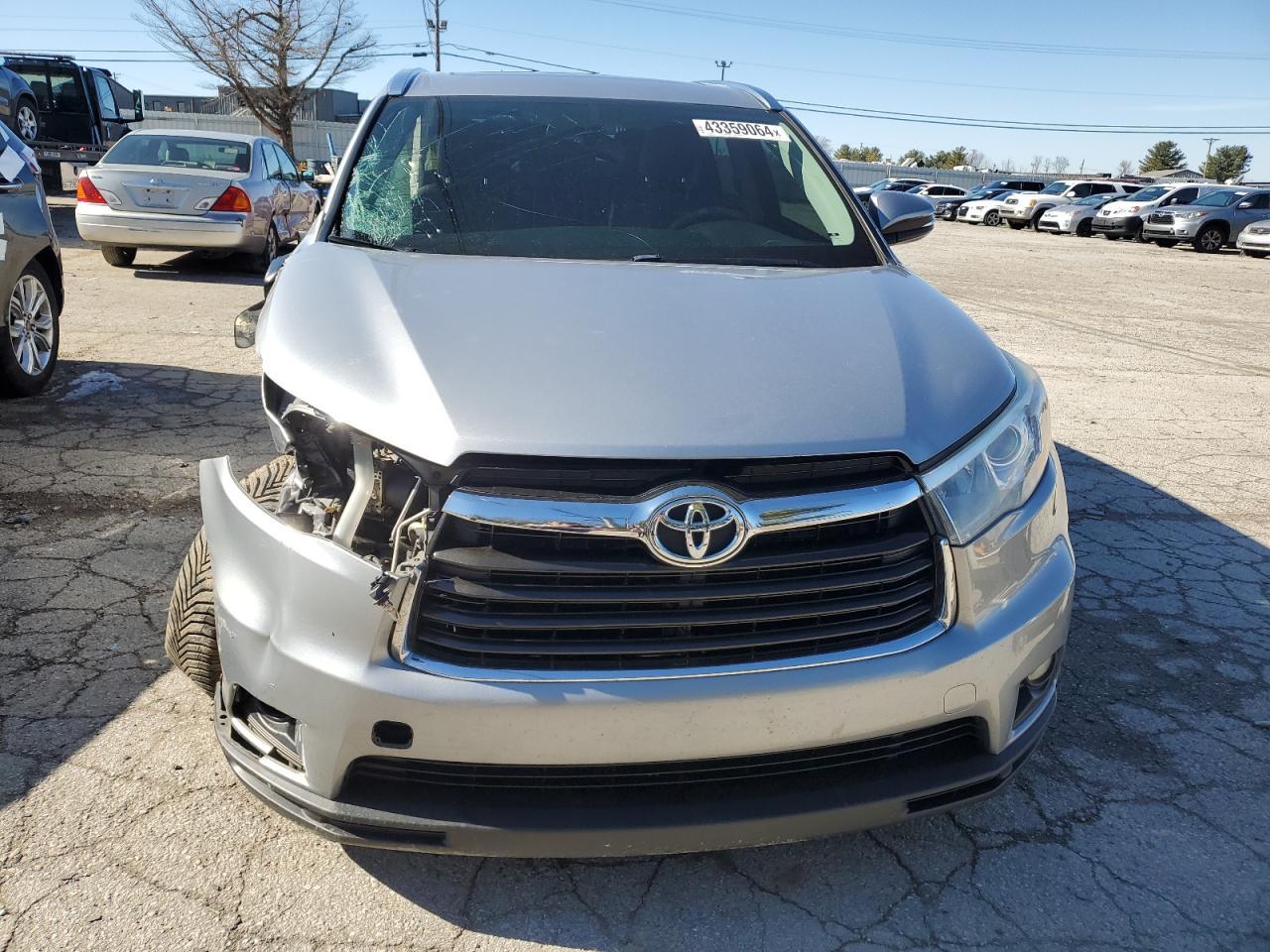 2015 TOYOTA HIGHLANDER - Image 5
