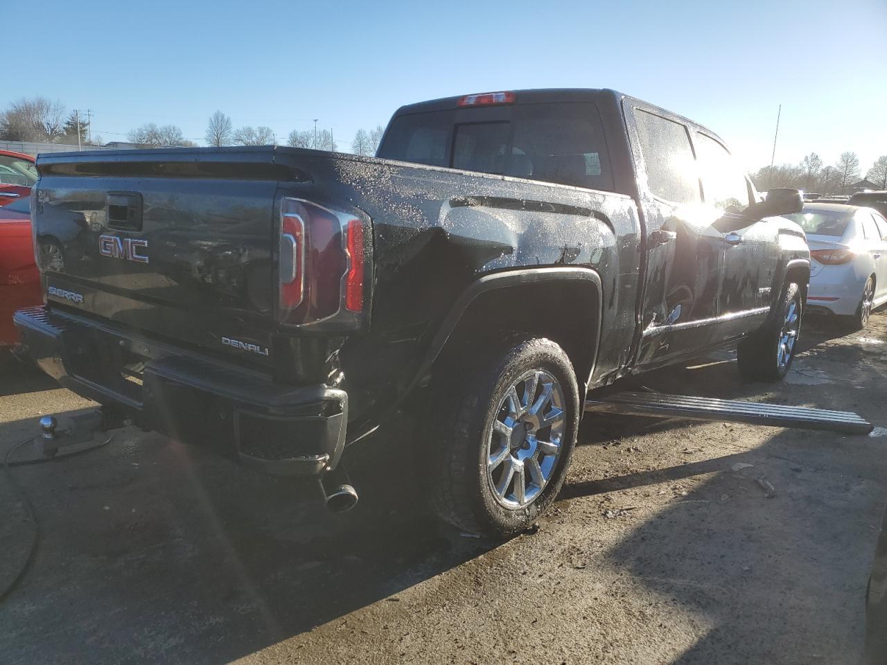 2016 GMC SIERRA K15 - Фото 3