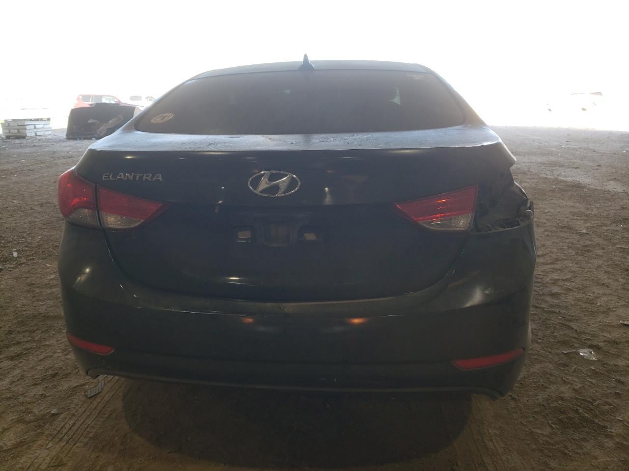 2015 HYUNDAI ELANTRA SE - Image 6