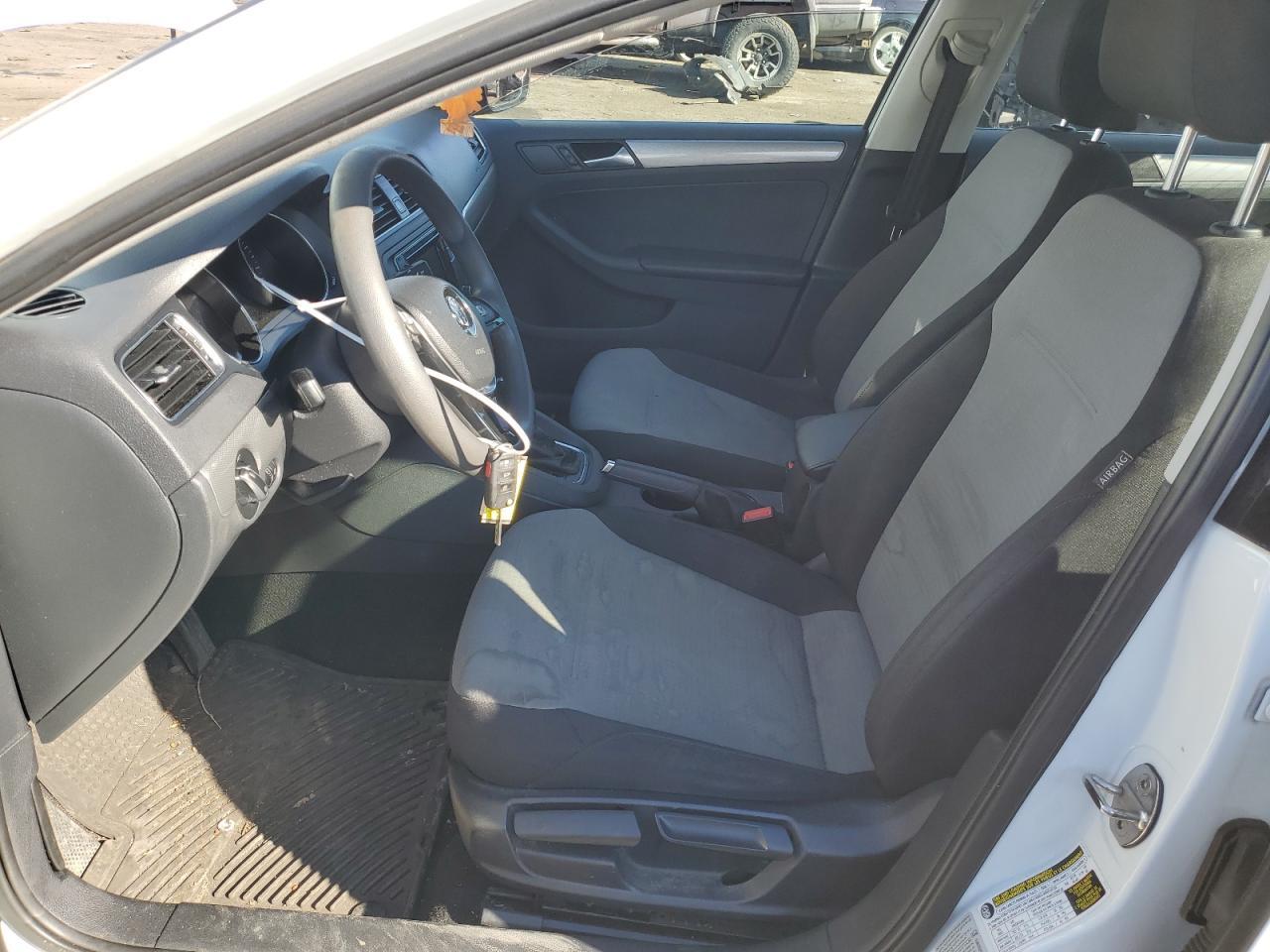 2017 VOLKSWAGEN JETTA S - Image 7