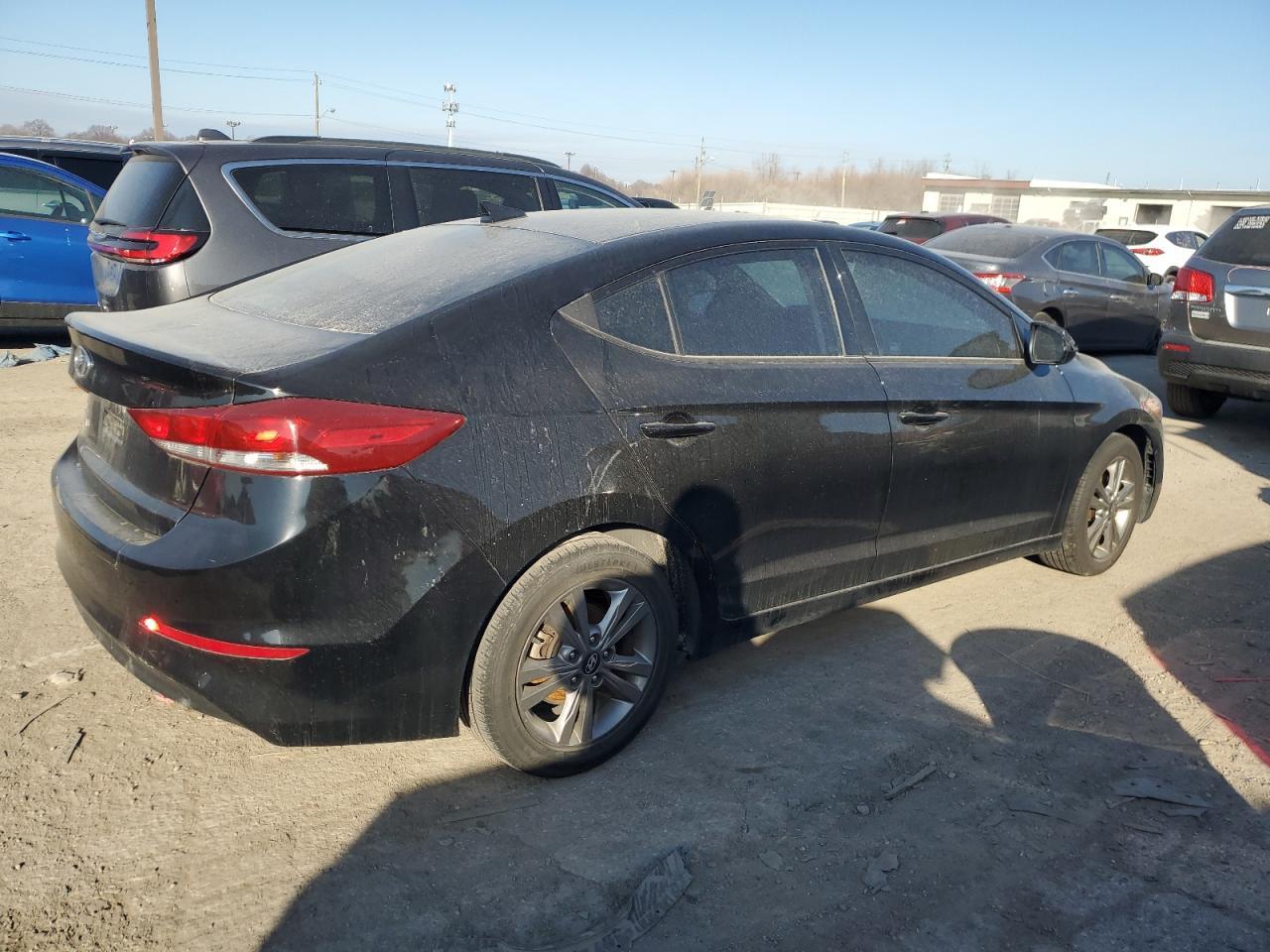 2018 HYUNDAI ELANTRA SE - Фото 3