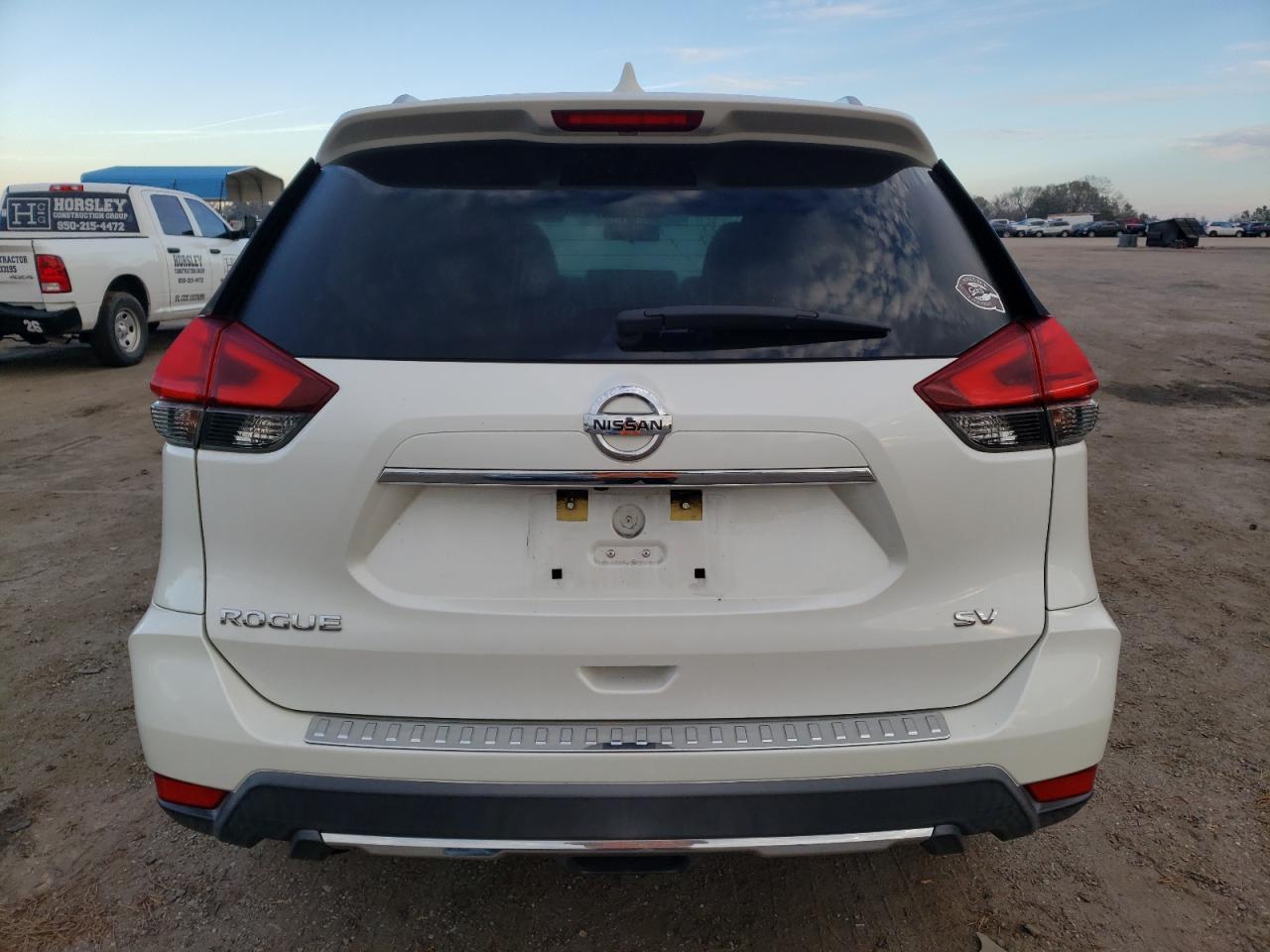 2017 NISSAN ROGUE S - Фото 6