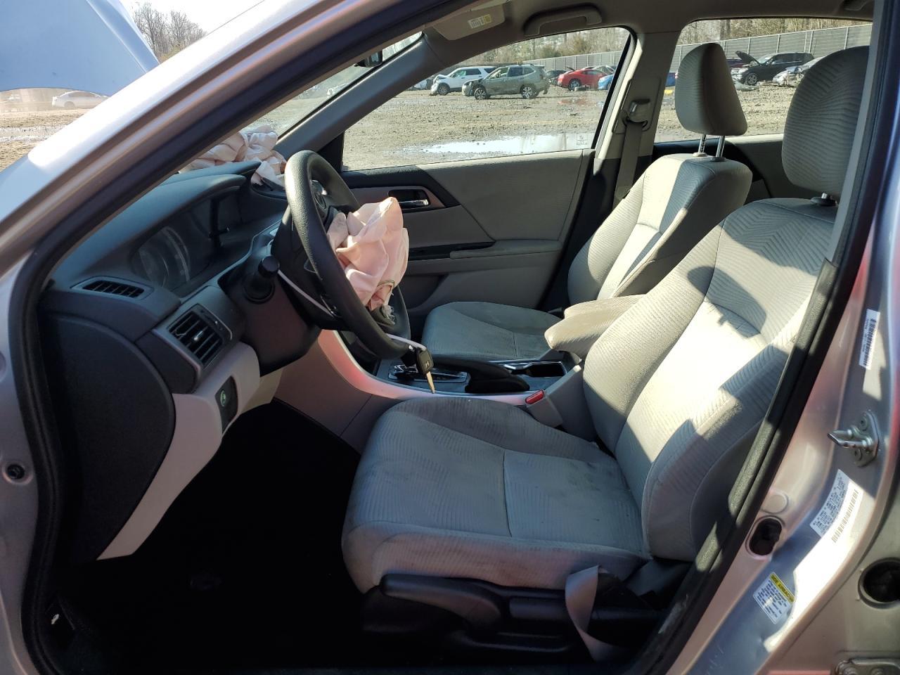 2014 HONDA ACCORD LX - Фото 7