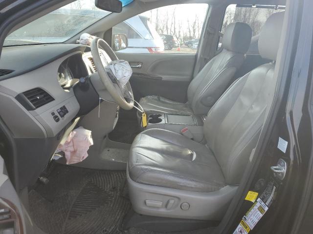 2013 Toyota Sienna Xle - Фото 7