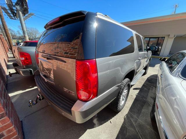 2012 GMC YUKON - Image 4