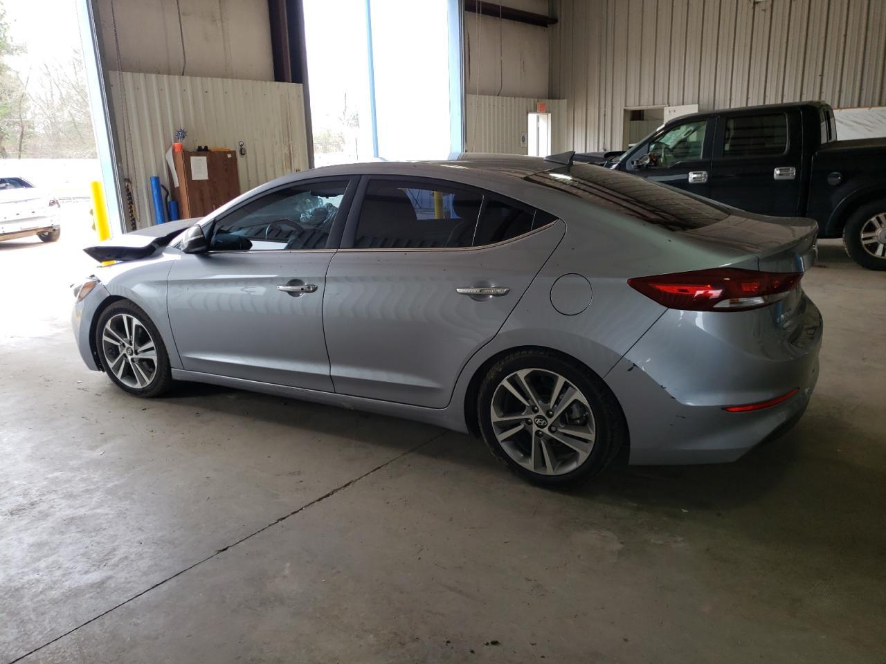 2017 HYUNDAI ELANTRA SE - Image 2