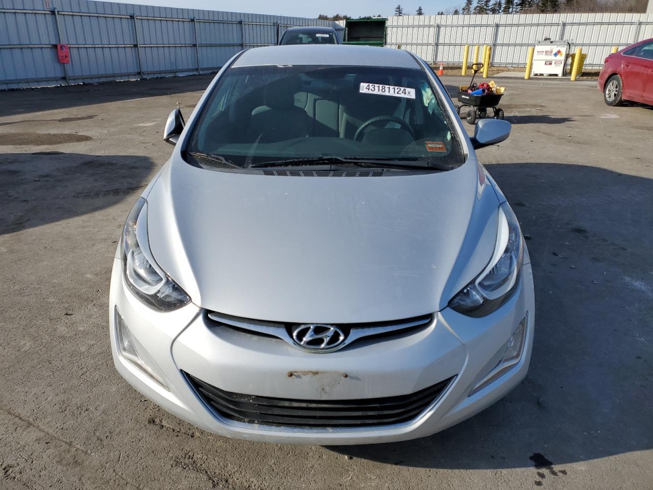 2015 HYUNDAI ELANTRA SE - Фото 5