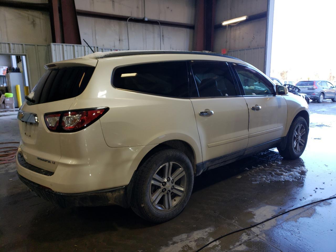 2015 CHEVROLET TRAVERSE L - Фото 3