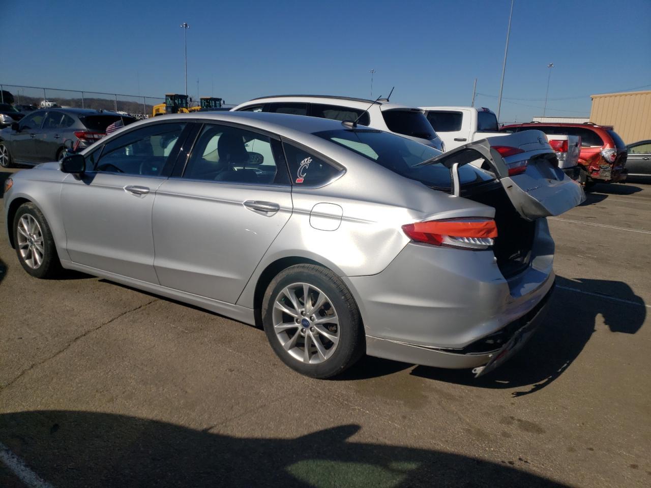 2017 FORD FUSION SE - Image 2