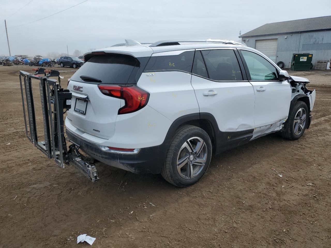2021 GMC TERRAIN SL - Фото 3