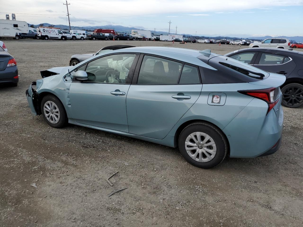 2019 TOYOTA PRIUS - Image 2