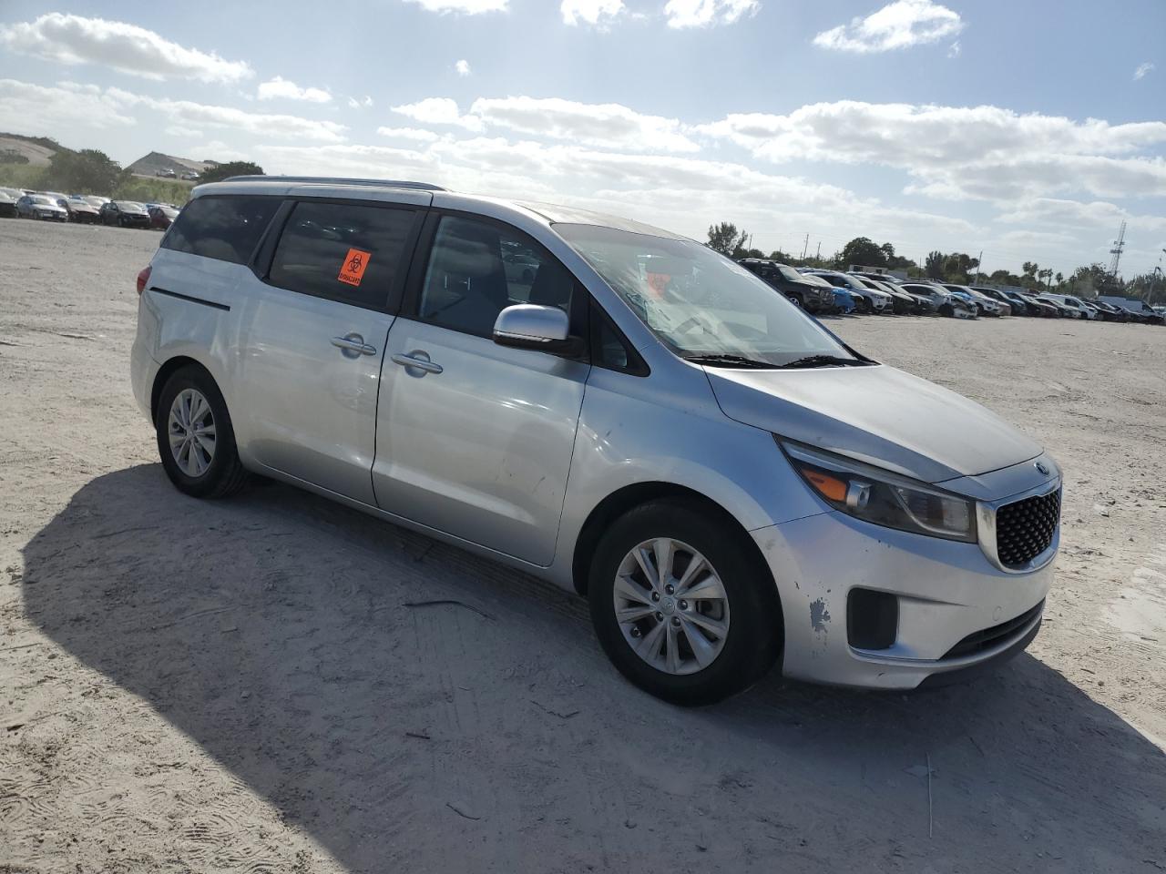 2016 KIA SEDONA LX - Фото 4
