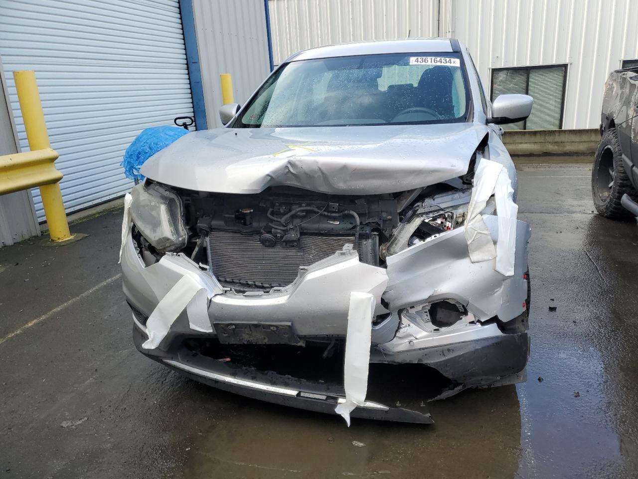 2016 NISSAN ROGUE S - Фото 5