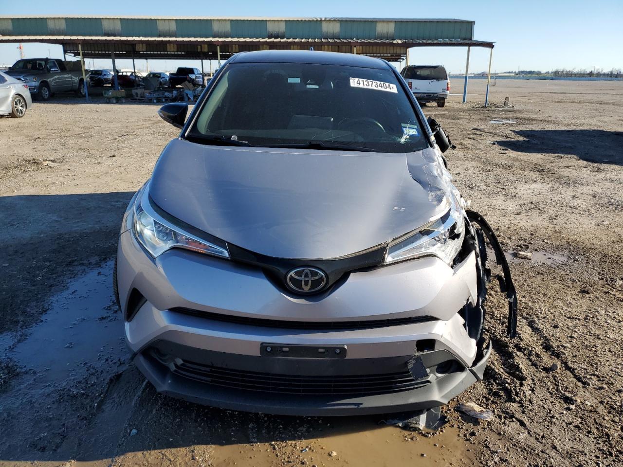 2019 TOYOTA C-HR XLE - Фото 5
