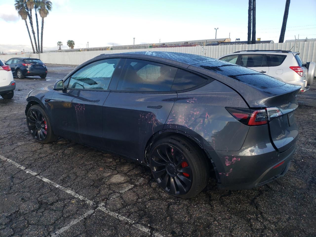 2023 TESLA MODEL Y - Image 2