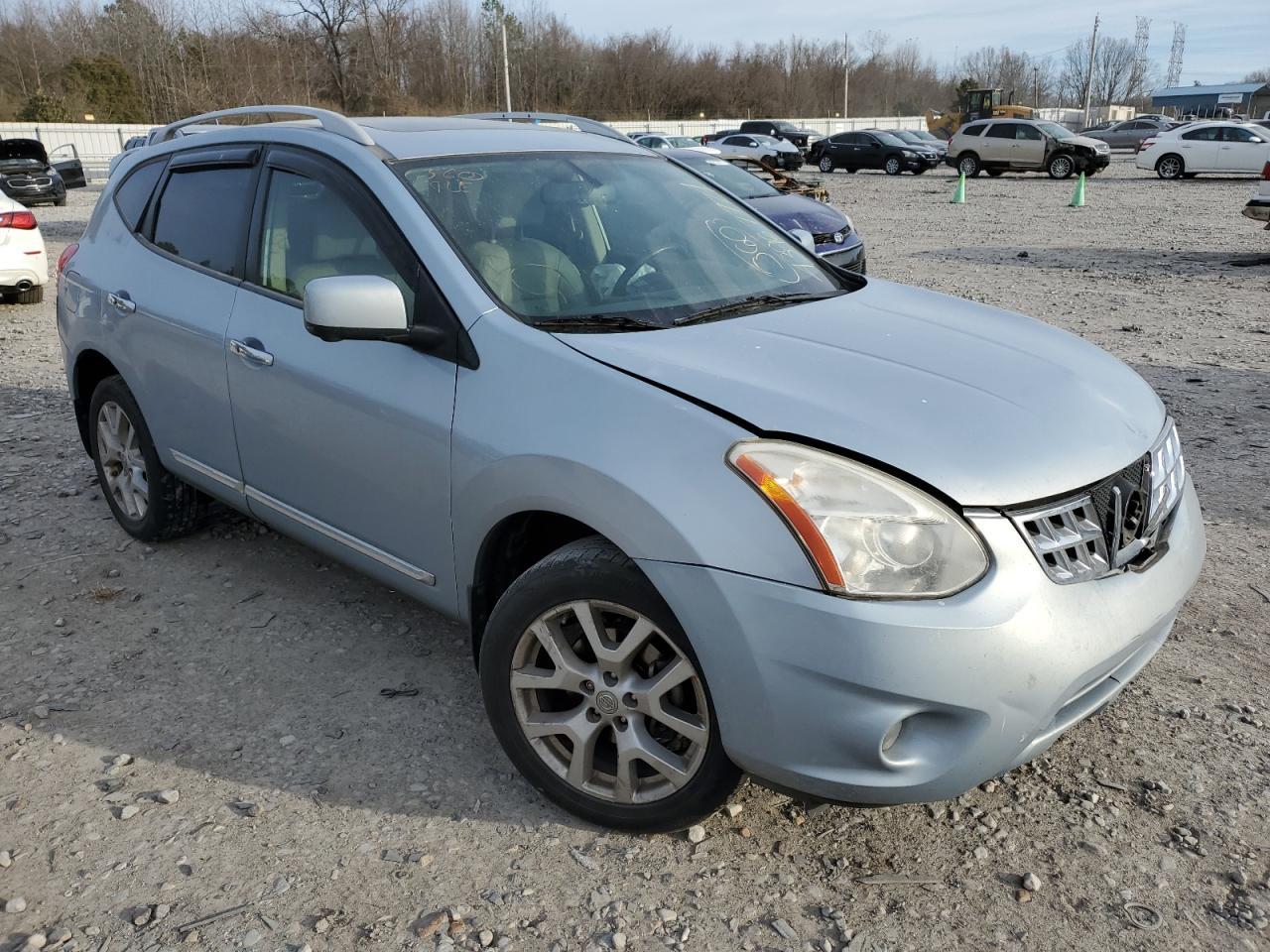 2013 NISSAN ROGUE S - Image 4