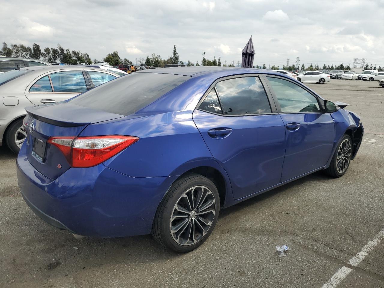 2015 TOYOTA COROLLA L - Image 3