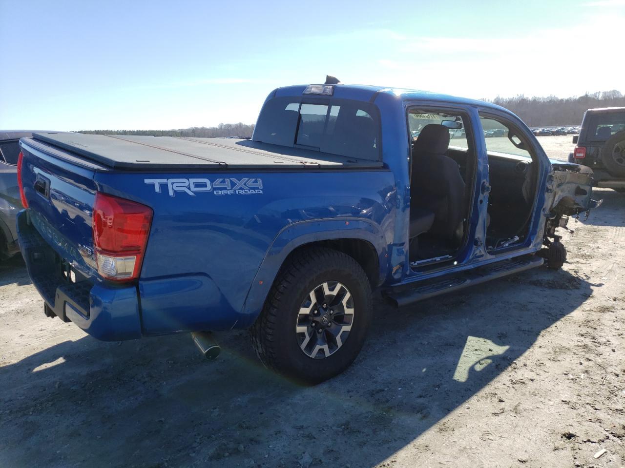 2017 TOYOTA TACOMA DOU - Фото 3