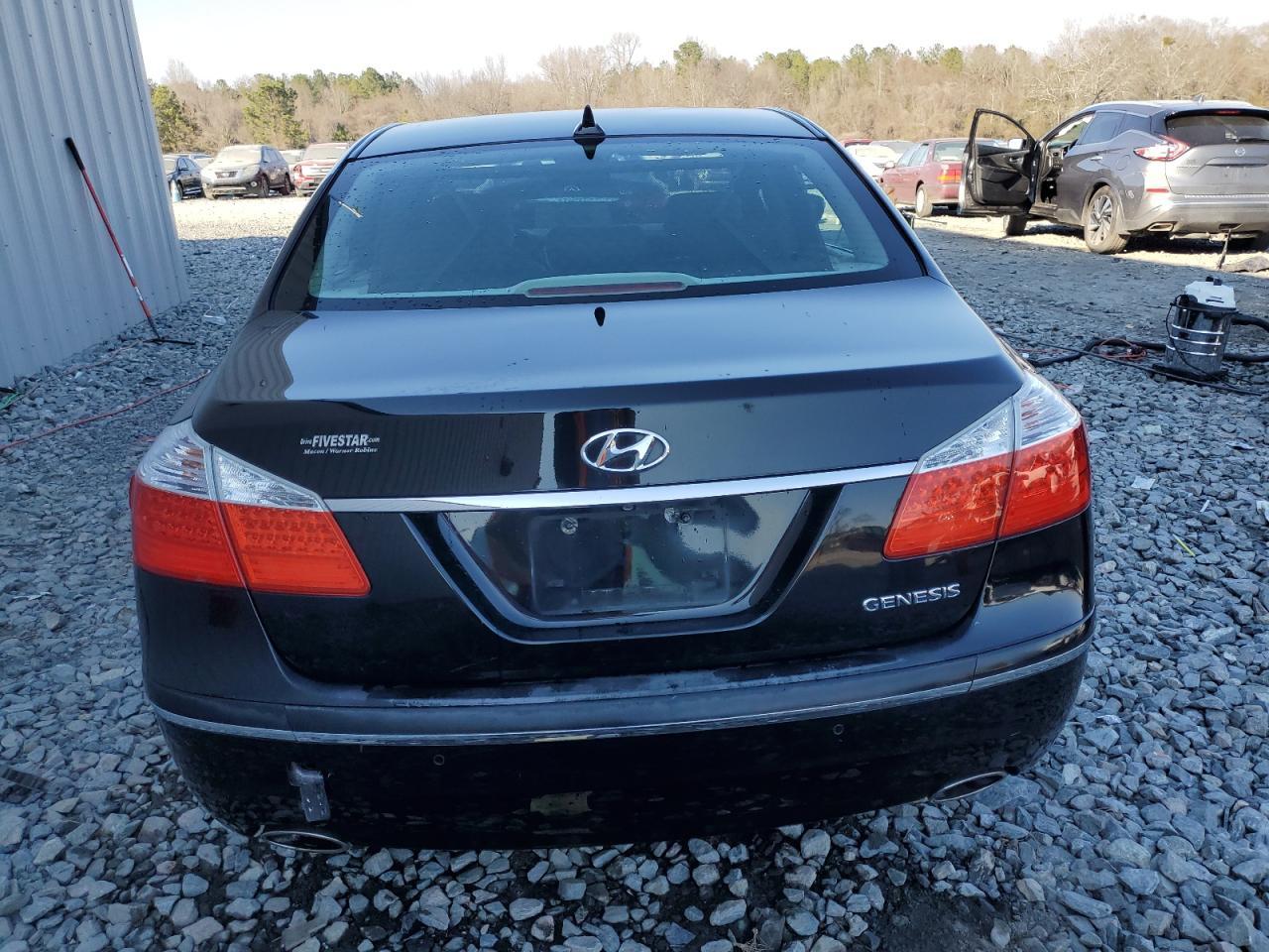 2011 HYUNDAI GENESIS 3. - Image 6