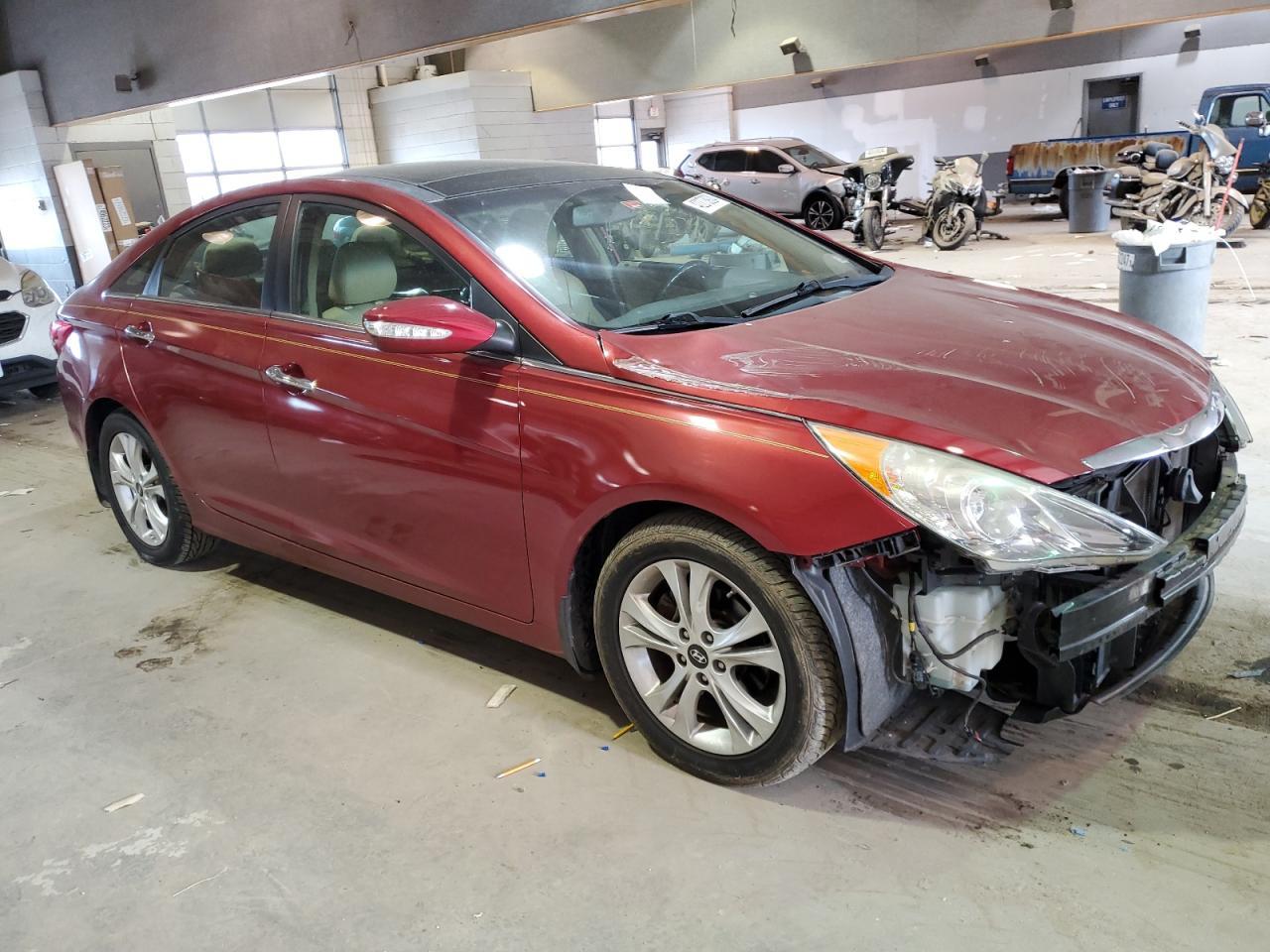2013 HYUNDAI SONATA SE - Фото 4