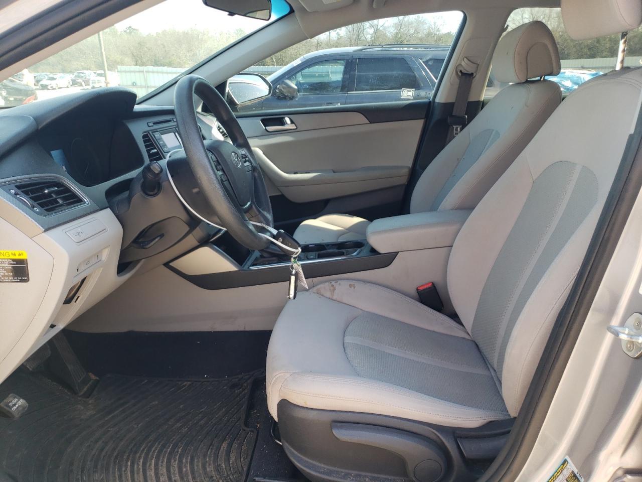 2017 HYUNDAI SONATA SE - Фото 7