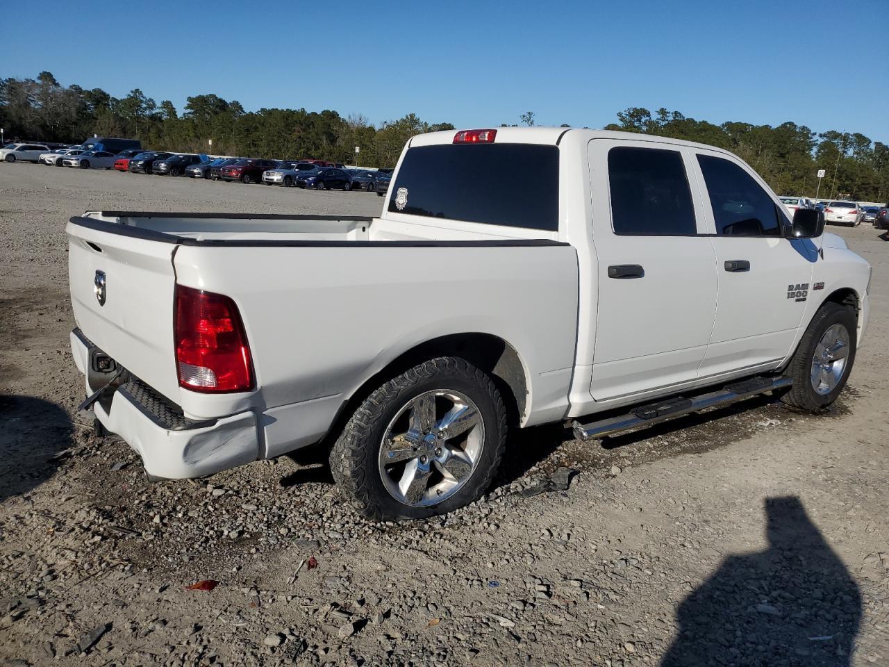 2019 RAM 1500 CLASS - Фото 3
