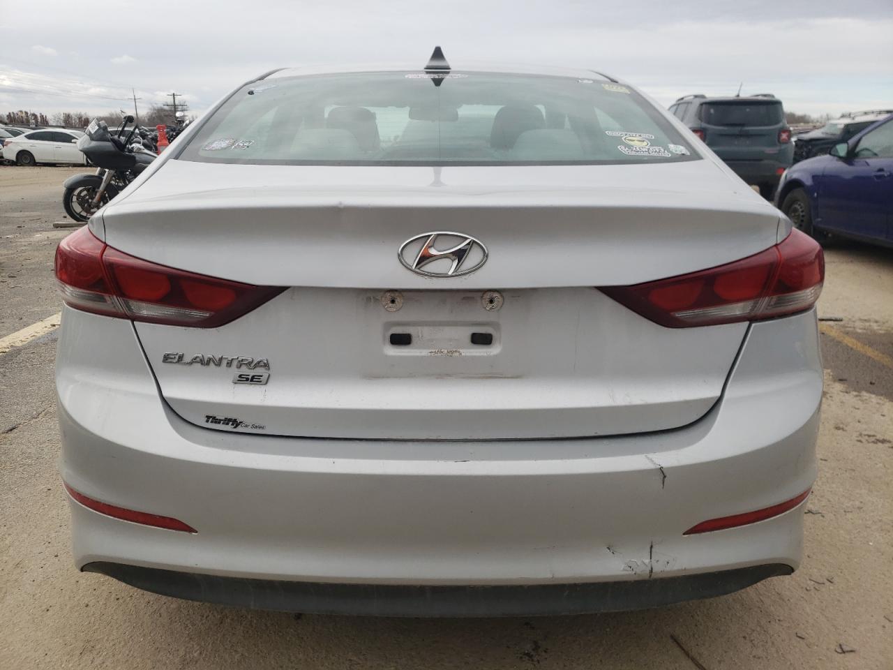 2017 HYUNDAI ELANTRA SE - Фото 6