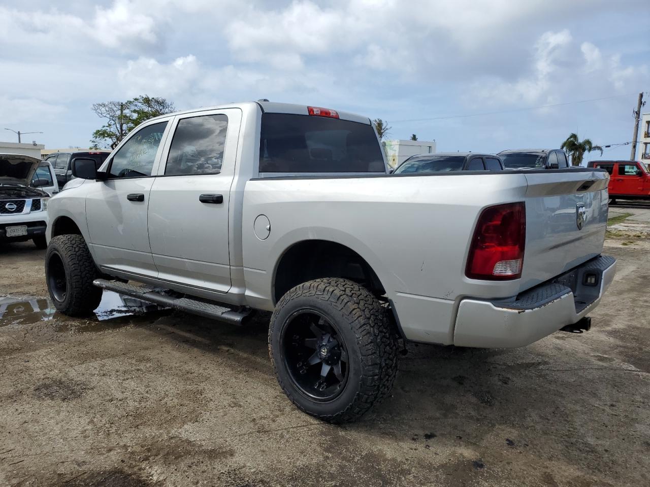 2015 RAM 1500 ST - Image 2