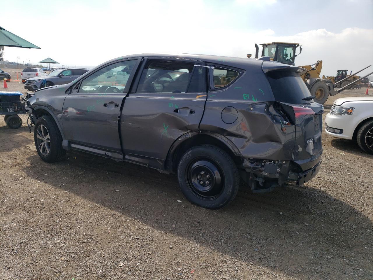 2018 TOYOTA RAV4 ADVEN - Фото 2