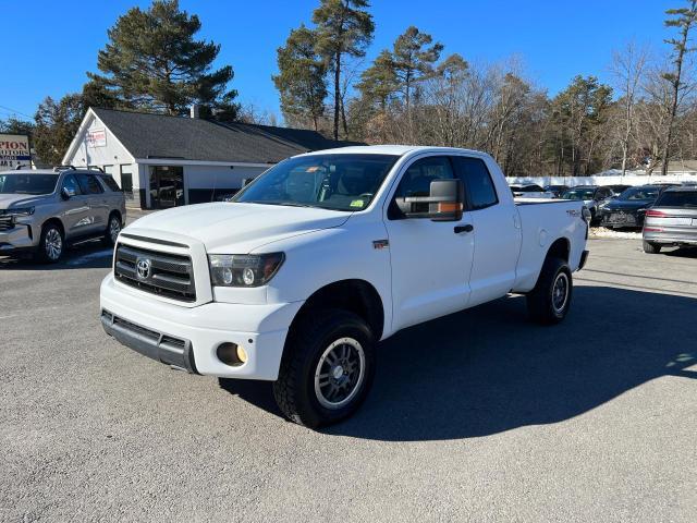 2011 TOYOTA TUNDRA
