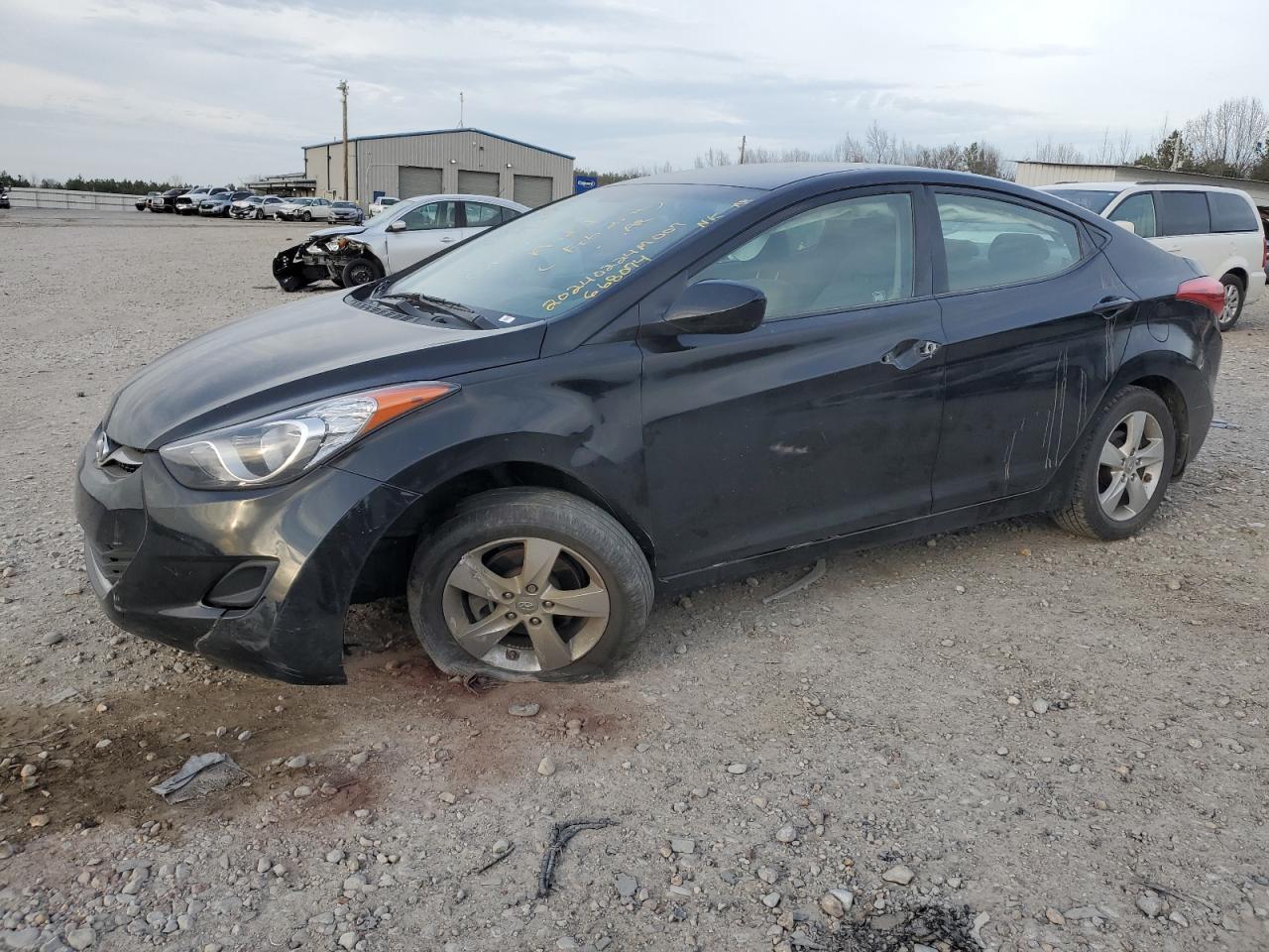 2013 HYUNDAI ELANTRA GL