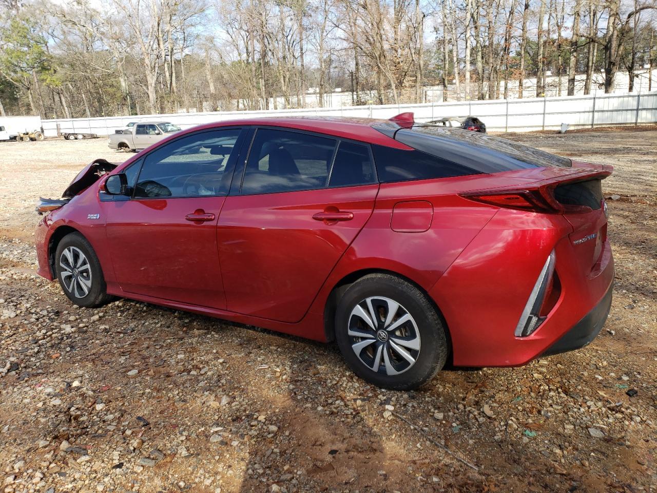 2018 TOYOTA PRIUS PRIM - Image 2