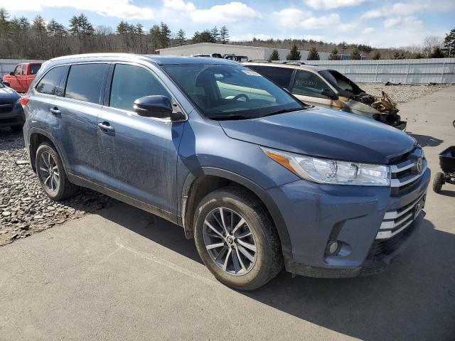 2019 Toyota Highlander Se - Фото 4