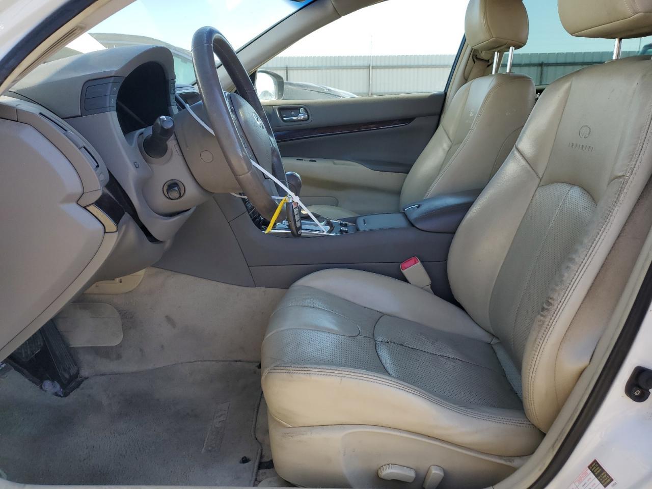 2012 INFINITI G37 BASE - Image 7