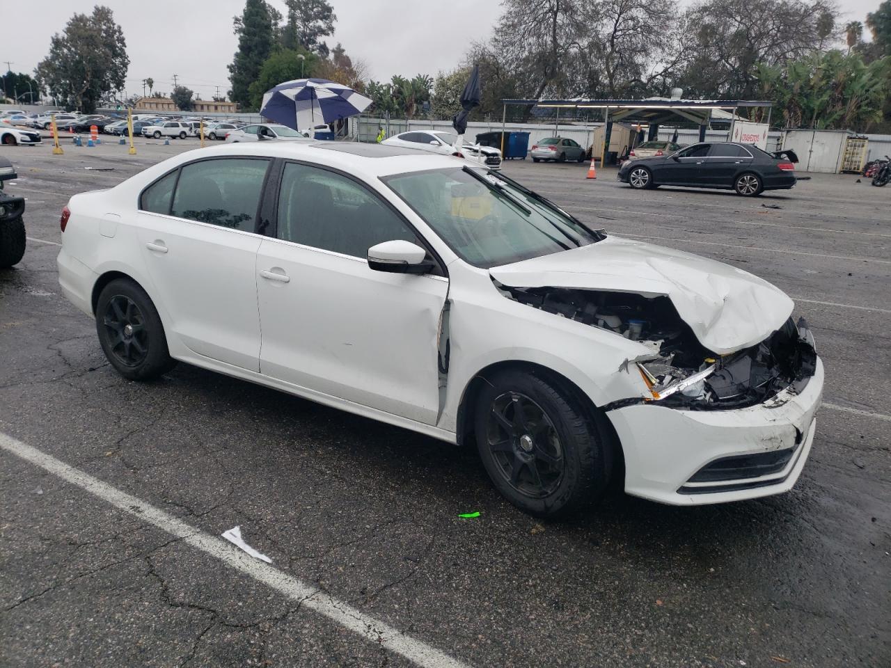 2017 VOLKSWAGEN JETTA SE - Фото 4