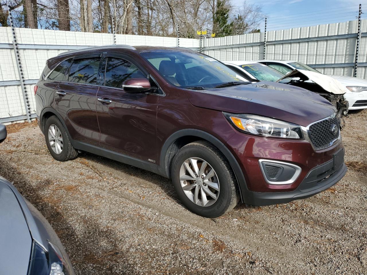 2017 KIA SORENTO LX - Фото 4